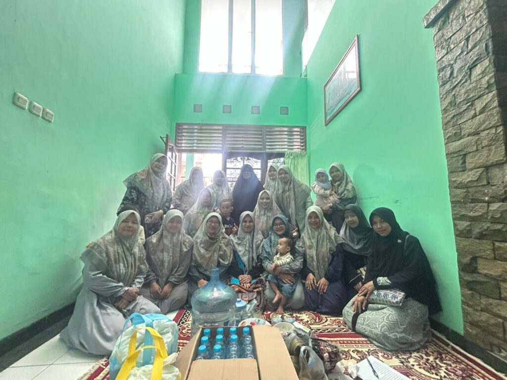 JQHNU Putri Depok Hadiri Undangan Khotmul Qur’an dan Doa Bersama untuk Almarhum-Almarhumah Keluarga Bapak H. Handoko